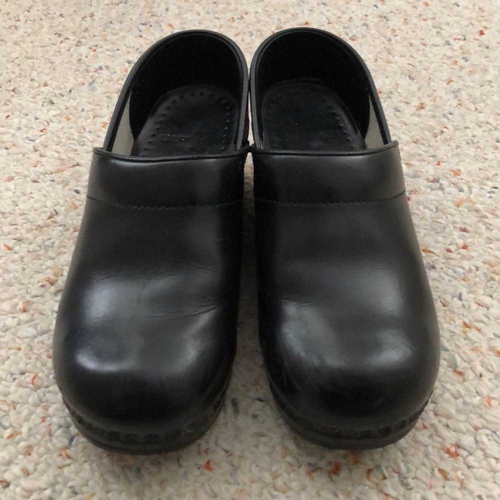 Black Dansko Shoes